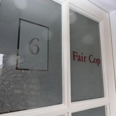 펜션 Fair Cop 호크셰드